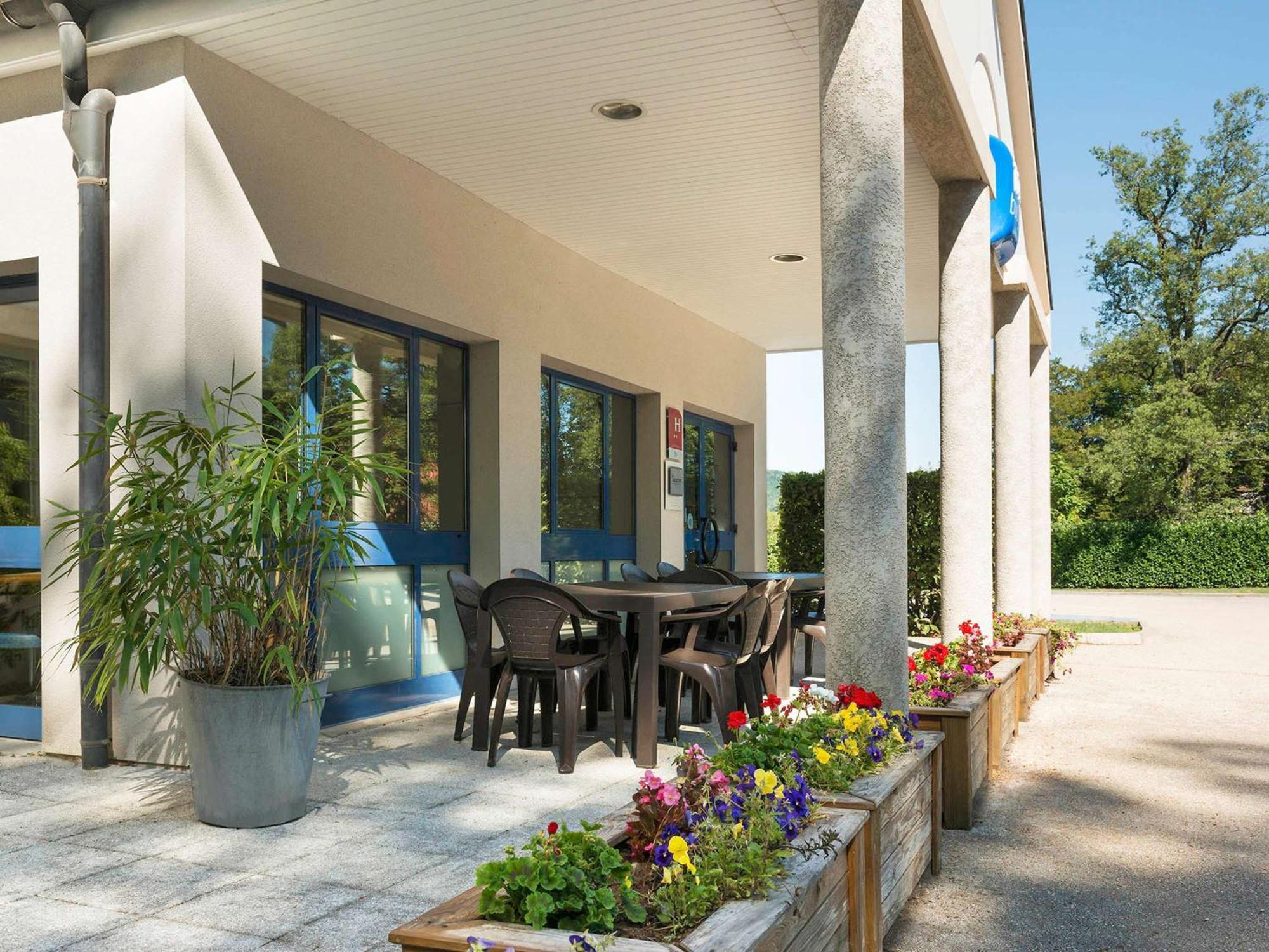 Ibis Budget Lons-Le-Saunier Exterior foto